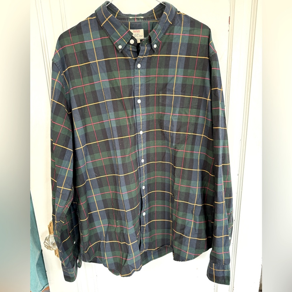 🔵 4 for $30 J. Crew slim button down long sleeve Men’s shirt